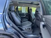 ✅ 2019 BMW X7 xDrive40i • VIN: 5UXCW2C55KLB44273 • Lot: 93519415. Wystawiony na Copart z przebiegiem 135 766 mil. Bezpłatny archiwum sprzedaży aukcyjnych z USA i szczegółowy raport historii pojazdu na DreamBid. Zdjęcie 6.