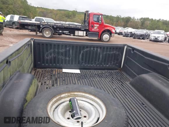 1995 Chevrolet Silverado 1500 z VIN 1GCEC14Z1SZ149169, wystawiony jako IAAI lot #43489391 z przebiegiem 196 119 mil mil oraz . Historia ofert i sprzedaży dostępna na DreamBid. Obrazek 8.