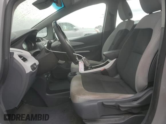 ✅ 2020 Chevrolet Bolt EV LT • VIN: 1G1FY6S03L4131528 • Lot: 44436975. Wystawiony na Copart z przebiegiem 56 425 mil. Bezpłatny archiwum sprzedaży aukcyjnych z USA i szczegółowy raport historii pojazdu na DreamBid. Zdjęcie 7.