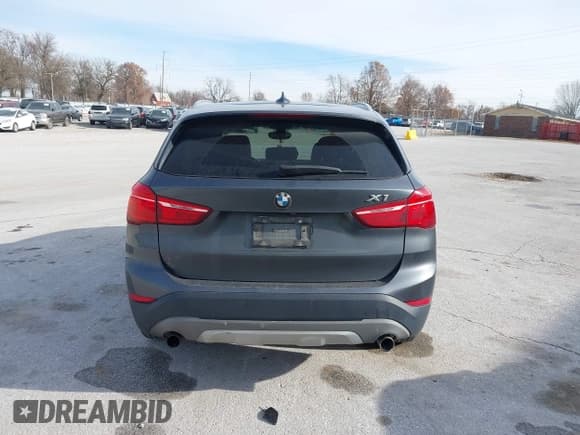 ✅ 2018 BMW X1 xDrive28i • VIN: WBXHT3C32J5K20782 • Lot: 43724861. Listed on IAAI with 223,747 mi. Free auction sales archive from the USA and detailed vehicle history report at DreamBid. Image 17.