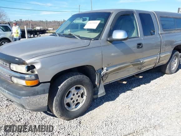 2002 Chevrolet Silverado 1500 LS с VIN 2GCEK19T421197667, выставлен на аукционе IAAI как лот 43621046 с пробегом 215 058 миль миль и . История ставок и продаж доступна на DreamBid. Изображение 6.