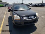 ✅ 2008 Kia Sportage LX • VIN: KNDJF723187452402 • Lot: 64840805. Wystawiony na Copart z przebiegiem 106 739 mil. Bezpłatny archiwum sprzedaży aukcyjnych z USA i szczegółowy raport historii pojazdu na DreamBid. Zdjęcie 14.