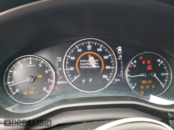 ✅ 2021 Mazda 3 Select • VIN: JM1BPBKL3M1314166 • Лот: 61509315. Опубликован ранее на Copart с пробегом 88 462 миль. Бесплатный доступ к архиву аукционных продаж из США и подробный отчёт об истории автомобиля на DreamBid. Изображение 9.