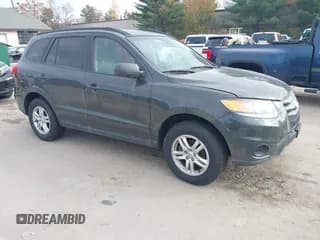 ✅ 2012 Hyundai Santa Fe GLS • VIN: 5XYZGDAB6CG141972 • Lot: 43530368. Listed on IAAI with 173,898 mi. Free auction sales archive from the USA and detailed vehicle history report at DreamBid. Image 1.