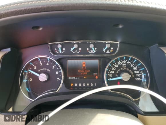 ✅ 2011 Ford F-150 XLT • VIN: 1FTFW1ET2BKD89295 • Lot: 92099915. Listed on Copart with 65,645 mi. Free auction sales archive from the USA and detailed vehicle history report at DreamBid. Image 9.