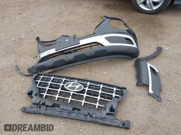 ✅ 2021 Hyundai Venue SEL • VIN: KMHRC8A33MU127440 • Lot: 42369850. Listed on IAAI with 31,768 mi. Free auction sales archive from the USA and detailed vehicle history report at DreamBid. Image 12.