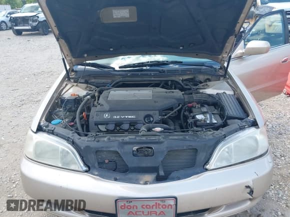 ✅ 2000 Acura TL • VIN: 19UUA5660YA034387 • Lot: 42993062. Listed on IAAI with 210,103 mi. Free auction sales archive from the USA and detailed vehicle history report at DreamBid. Image 10.