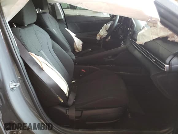 ✅ 2021 Hyundai Elantra SE • VIN: KMHLL4AG4MU190192 • Lot: 49222472. Listed on Copart with 7,301 mi. Free auction sales archive from the USA and detailed vehicle history report at DreamBid. Image 5.