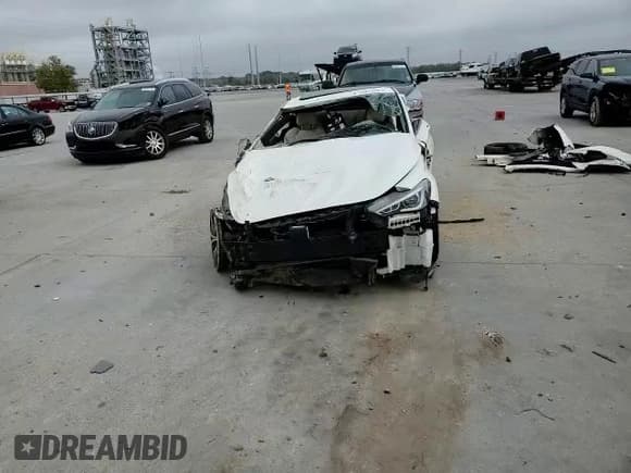 ✅ 2018 Infiniti Q60 Sport • VIN: JN1EV7EK1JM342872 • Лот: 68375312. Опубликован ранее на Copart с пробегом Не указан. Бесплатный доступ к архиву аукционных продаж из США и подробный отчёт об истории автомобиля на DreamBid. Изображение 11.