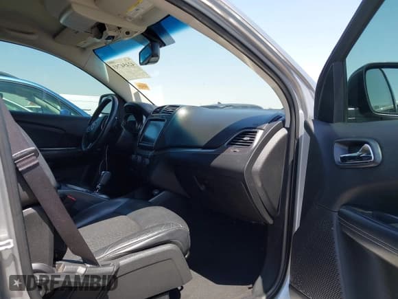 ✅ 2016 Dodge Journey Crossroad • VIN: 3C4PDCGG8GT199416 • Лот: 42454793. Опубликован ранее на IAAI с пробегом 110 947 миль. Бесплатный доступ к архиву аукционных продаж из США и подробный отчёт об истории автомобиля на DreamBid. Изображение 5.