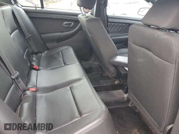 ✅ 2016 Ford Police Interceptor • VIN: 1FAHP2MT2GG138435 • Lot: 44161485. Listed on Copart with 97,497 mi. Free auction sales archive from the USA and detailed vehicle history report at DreamBid. Image 10.