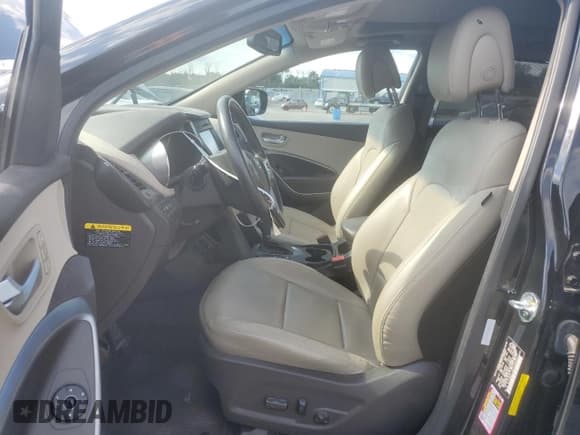 ✅ 2017 Hyundai Santa Fe Ultimate • VIN: 5XYZWDLA4HG389099 • Лот: 66960124. Опубликован ранее на Copart с пробегом 35 290 миль. Бесплатный доступ к архиву аукционных продаж из США и подробный отчёт об истории автомобиля на DreamBid. Изображение 7.