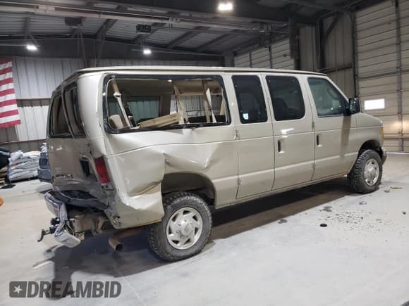 ✅ 2007 Ford Econoline Passenger XL • VIN: 1FBNE31L47DA80217 • Lot: 84549594. Wystawiony na Copart z przebiegiem 110 199 mil. Bezpłatny archiwum sprzedaży aukcyjnych z USA i szczegółowy raport historii pojazdu na DreamBid. Zdjęcie 3.