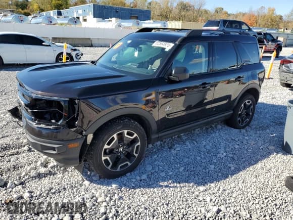 ✅ 2021 Ford Bronco Sport Outer Banks • VIN: 3FMCR9C66MRA95589 • Lot: 82564935. Wystawiony na Copart z przebiegiem 93 128 mil. Bezpłatny archiwum sprzedaży aukcyjnych z USA i szczegółowy raport historii pojazdu na DreamBid. Zdjęcie 1.