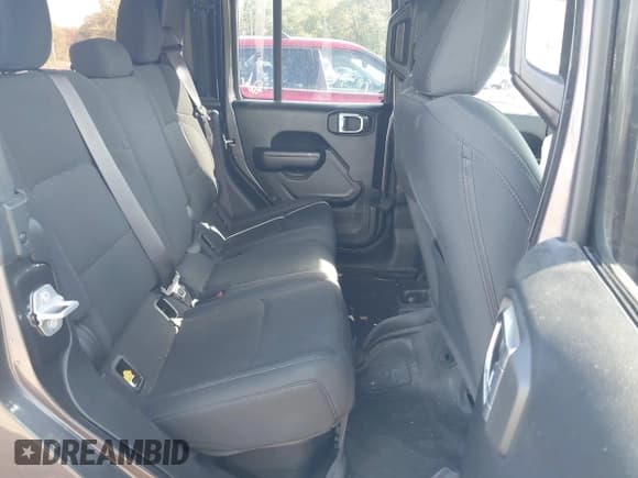 ✅ 2021 Jeep Gladiator Willys • VIN: 1C6HJTAG2ML566170 • Lot: 43286238. Listed on IAAI with 15,090 mi. Free auction sales archive from the USA and detailed vehicle history report at DreamBid. Image 8.