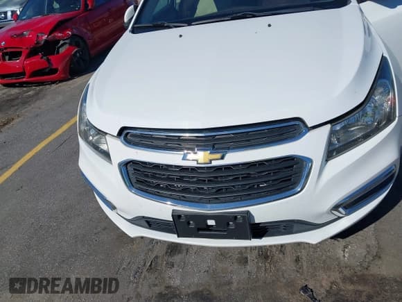✅ 2015 Chevrolet Cruze LT • VIN: 1G1PE5SB9F7295443 • Lot: 43631258. Listed on IAAI with 122,752 mi. Free auction sales archive from the USA and detailed vehicle history report at DreamBid. Image 6.