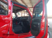 ✅ 2020 Jeep Gladiator Sport S • VIN: 1C6JJTAG4LL129075 • Lot: 43599863. Wystawiony na IAAI z przebiegiem 57 105 mil. Bezpłatny archiwum sprzedaży aukcyjnych z USA i szczegółowy raport historii pojazdu na DreamBid. Zdjęcie 5.