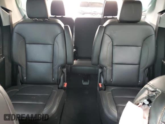 ✅ 2021 Chevrolet Traverse LT • VIN: 1GNEVHKW7MJ137029 • Lot: 91616755. Wystawiony na Copart z przebiegiem 47 774 mil. Bezpłatny archiwum sprzedaży aukcyjnych z USA i szczegółowy raport historii pojazdu na DreamBid. Zdjęcie 10.