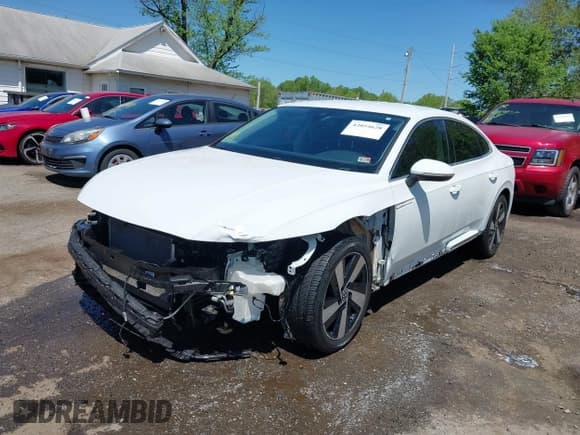 ✅ 2021 Volkswagen Arteon SE • VIN: WVWAR7AN6ME013499 • Lot: 42054628. Wystawiony na IAAI z przebiegiem 64 253 mil. Bezpłatny archiwum sprzedaży aukcyjnych z USA i szczegółowy raport historii pojazdu na DreamBid. Zdjęcie 6.
