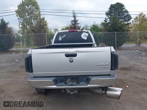 ✅ 2007 Dodge 2500 SLT • VIN: 3D7KS28C67G711436 • Lot: 43233748. Wystawiony na IAAI z przebiegiem 156 512 mil. Bezpłatny archiwum sprzedaży aukcyjnych z USA i szczegółowy raport historii pojazdu na DreamBid. Zdjęcie 16.