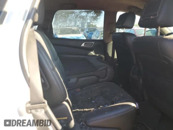 ✅ 2015 Nissan Pathfinder SL • VIN: 5N1AR2MM1FC670033 • Лот: 85863755. Опубликован ранее на Copart с пробегом Не указан. Бесплатный доступ к архиву аукционных продаж из США и подробный отчёт об истории автомобиля на DreamBid. Изображение 11.