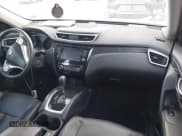 ✅ 2015 Nissan Rogue SL • VIN: 5N1AT2MV8FC874757 • Lot: 41893452. Wystawiony na IAAI z przebiegiem 151 227 mil. Bezpłatny archiwum sprzedaży aukcyjnych z USA i szczegółowy raport historii pojazdu na DreamBid. Zdjęcie 5.