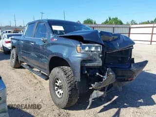 ✅ 2019 Chevrolet Silverado 1500 LT Trail Boss • VIN: 1GCPYFED2KZ152401 • Lot: 42211371. Wystawiony na IAAI z przebiegiem 106 796 mil. Bezpłatny archiwum sprzedaży aukcyjnych z USA i szczegółowy raport historii pojazdu na DreamBid. Zdjęcie 1.