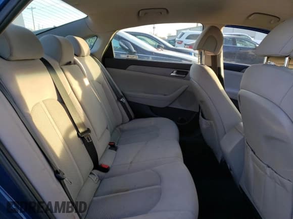 ✅ 2017 Hyundai Sonata SE • VIN: 5NPE24AF7HH585393 • Lot: 40051383. Listed on Copart with Not provided. Free auction sales archive from the USA and detailed vehicle history report at DreamBid. Image 10.