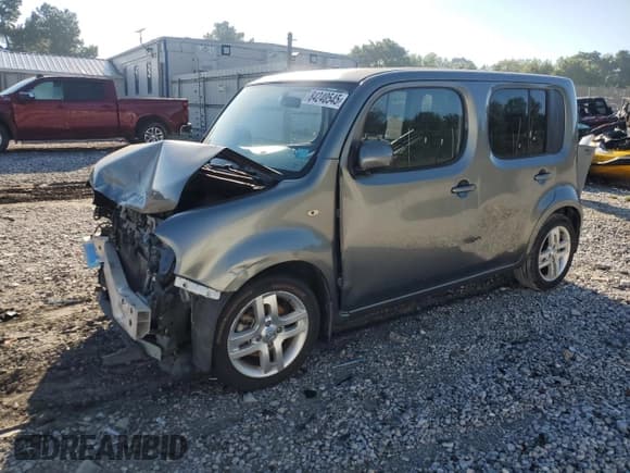 ✅ 2011 Nissan Cube SL • VIN: JN8AZ2KR9BT202407 • Lot: 84240545. Wystawiony na Copart z przebiegiem 118 606 mil. Bezpłatny archiwum sprzedaży aukcyjnych z USA i szczegółowy raport historii pojazdu na DreamBid. Zdjęcie 1.