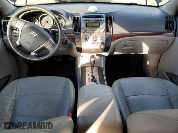 2010 Hyundai Veracruz Limited z VIN KM8NU4CC6AU128126, wystawiony jako Copart lot #87320244 z przebiegiem 187 950 mil mil oraz Szkoda całkowita • Salvage title. Historia ofert i sprzedaży dostępna na DreamBid. Obrazek 8.