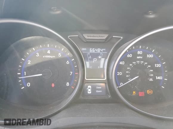 ✅ 2015 Hyundai Veloster Turbo • VIN: KMHTC6AE0FU238218 • Lot: 78644644. Wystawiony na Copart z przebiegiem 66 484 mil. Bezpłatny archiwum sprzedaży aukcyjnych z USA i szczegółowy raport historii pojazdu na DreamBid. Zdjęcie 9.