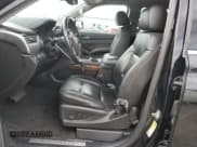 ✅ 2020 Chevrolet Suburban LT • VIN: 1GNSKHKC5LR176641 • Lot: 75276584. Wystawiony na Copart z przebiegiem 49 860 mil. Bezpłatny archiwum sprzedaży aukcyjnych z USA i szczegółowy raport historii pojazdu na DreamBid. Zdjęcie 7.