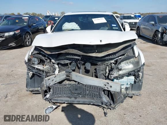✅ 2013 Lexus GS 350 • VIN: JTHBE1BL3D5006521 • Lot: 43708795. Listed on IAAI with 215,612 mi. Free auction sales archive from the USA and detailed vehicle history report at DreamBid. Image 6.