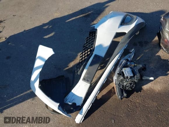 ✅ 2016 Kia Cadenza Premium • VIN: KNALN4D76G5209704 • Lot: 43544803. Wystawiony na IAAI z przebiegiem 171 293 mil. Bezpłatny archiwum sprzedaży aukcyjnych z USA i szczegółowy raport historii pojazdu na DreamBid. Zdjęcie 12.