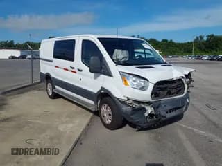 ✅ 2018 Ford Transit • VIN: 1FTYR1YM0JKA92299 • Лот: 42585313. Опубликован ранее на IAAI с пробегом 156 791 миль. Бесплатный доступ к архиву аукционных продаж из США и подробный отчёт об истории автомобиля на DreamBid. Изображение 1.