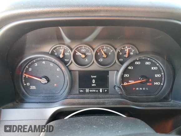 ✅ 2020 Chevrolet Silverado 1500 Custom Trail Boss • VIN: 3GCPYCEF8LG448380 • Lot: 86072905. Wystawiony na Copart z przebiegiem 104 791 mil. Bezpłatny archiwum sprzedaży aukcyjnych z USA i szczegółowy raport historii pojazdu na DreamBid. Zdjęcie 9.