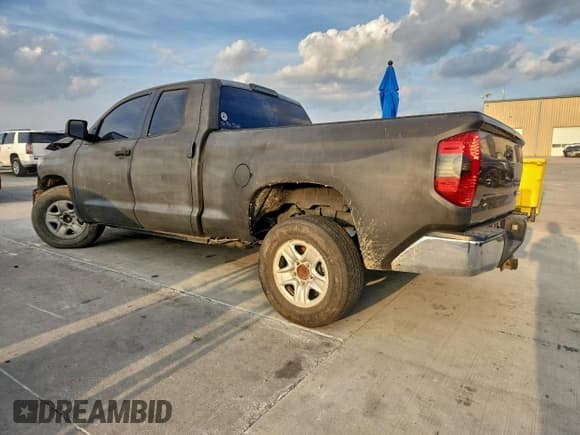 ✅ 2015 Toyota Tundra SR5 • VIN: 5TFRM5F1XFX094381 • Lot: 92108905. Listed on Copart with 206,342 mi. Free auction sales archive from the USA and detailed vehicle history report at DreamBid. Image 2.