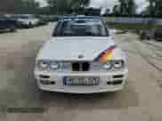1992 BMW 3 Series z VIN WBABB231XNEC27838, wystawiony jako Copart lot #60816395 z przebiegiem 56 159 mil mil oraz Szkoda całkowita • Salvage title. Historia ofert i sprzedaży dostępna na DreamBid. Obrazek 5.