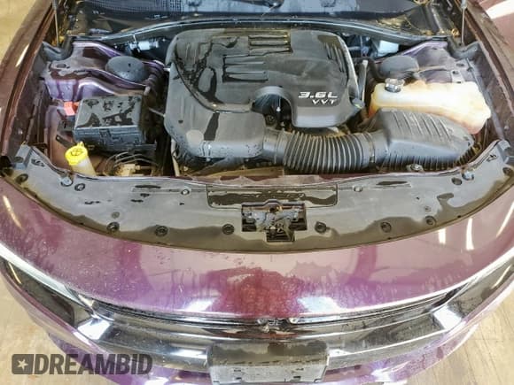 ✅ 2020 Dodge Charger SXT • VIN: 2C3CDXBG4LH208083 • Лот: 85157385. Опубликован ранее на Copart с пробегом 82 893 миль. Бесплатный доступ к архиву аукционных продаж из США и подробный отчёт об истории автомобиля на DreamBid. Изображение 11.