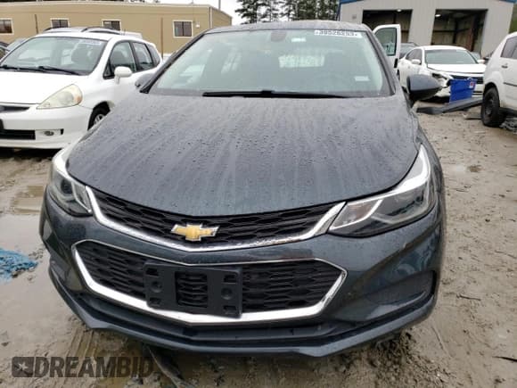 ✅ 2017 Chevrolet Cruze LT • VIN: 3G1BE6SM8HS520344 • Lot: 39526253. Listed on Copart with 63,548 mi. Free auction sales archive from the USA and detailed vehicle history report at DreamBid. Image 5.
