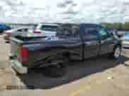 2003 Dodge 1500 ST z VIN 1D7HA18D93S365109, wystawiony jako Copart lot #69326694 z przebiegiem 229 839 mil mil oraz Szkoda całkowita • Salvage title. Historia ofert i sprzedaży dostępna na DreamBid. Obrazek 3.