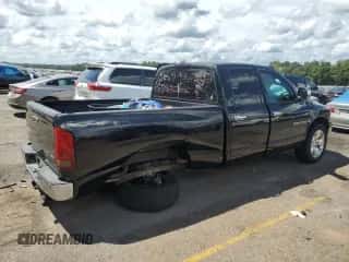 2003 Dodge 1500 ST z VIN 1D7HA18D93S365109, wystawiony jako Copart lot #69326694 z przebiegiem 229 839 mil mil oraz Szkoda całkowita • Salvage title. Historia ofert i sprzedaży dostępna na DreamBid. Obrazek 3.