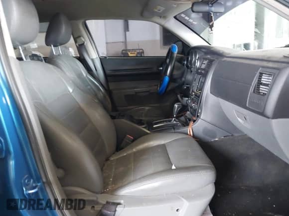 2005 Dodge Magnum SE с VIN 2D4FV48V95H166462, выставлен на аукционе IAAI как лот 42793538 с пробегом 132 361 миль миль и . История ставок и продаж доступна на DreamBid. Изображение 5.