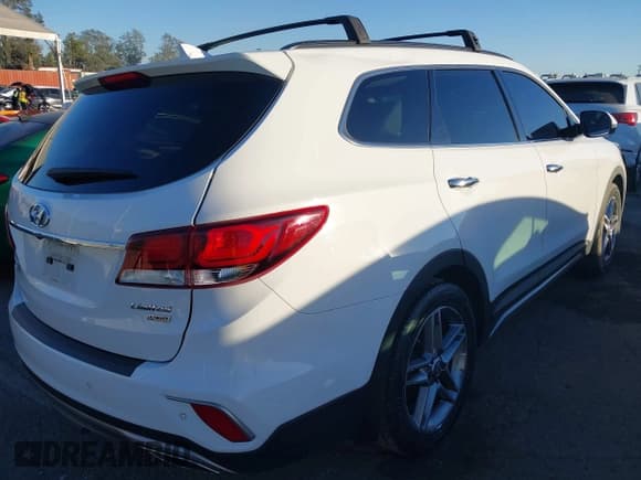 ✅ 2017 Hyundai Santa Fe Limited Ultimate • VIN: KM8SR4HF9HU246804 • Лот: 43657539. Опубликован ранее на IAAI с пробегом 39 824 миль. Бесплатный доступ к архиву аукционных продаж из США и подробный отчёт об истории автомобиля на DreamBid. Изображение 4.