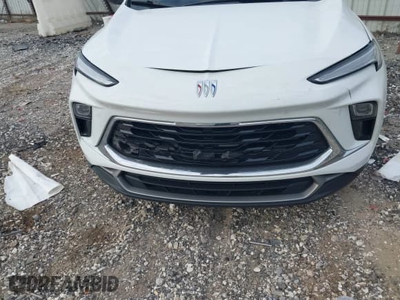 ✅ 2024 Buick Encore GX Preferred • VIN: KL4AMBS24RB032836 • Lot: 43412674. Wystawiony na IAAI z przebiegiem 22 718 mil. Bezpłatny archiwum sprzedaży aukcyjnych z USA i szczegółowy raport historii pojazdu na DreamBid. Zdjęcie 17.