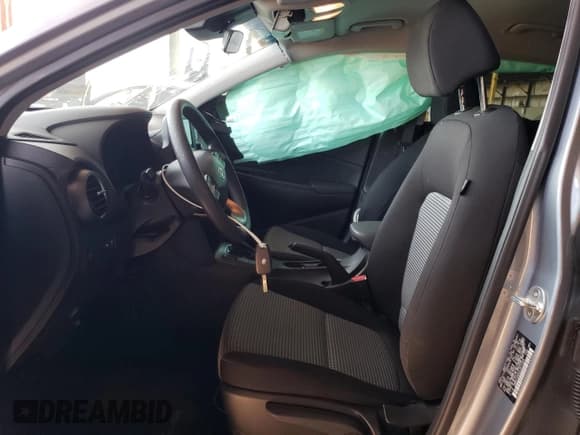 ✅ 2020 Hyundai Kona SE • VIN: KM8K12AA2LU571233 • Лот: 61348643. Опубликован ранее на Copart с пробегом 78 328 миль. Бесплатный доступ к архиву аукционных продаж из США и подробный отчёт об истории автомобиля на DreamBid. Изображение 7.