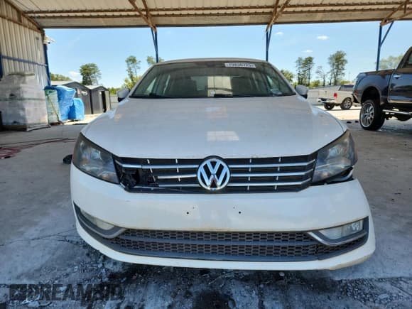✅ 2012 Volkswagen Passat SEL Premium • VIN: 1VWCN7A33CC012112 • Лот: 70836725. Опубликован ранее на Copart с пробегом Не указан. Бесплатный доступ к архиву аукционных продаж из США и подробный отчёт об истории автомобиля на DreamBid. Изображение 5.