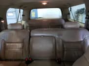 ✅ 2000 Ford Excursion Limited • VIN: 1FMNU43S2YEE51018 • Lot: 72843894. Wystawiony na Copart z przebiegiem 355 991 mil. Bezpłatny archiwum sprzedaży aukcyjnych z USA i szczegółowy raport historii pojazdu na DreamBid. Zdjęcie 10.