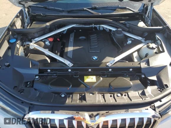 ✅ 2020 BMW X7 xDrive40i • VIN: 5UXCW2C08L9C31622 • Lot: 90647915. Wystawiony na Copart z przebiegiem 60 688 mil. Bezpłatny archiwum sprzedaży aukcyjnych z USA i szczegółowy raport historii pojazdu na DreamBid. Zdjęcie 12.