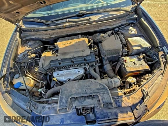 ✅ 2010 Hyundai Elantra GLS • VIN: KMHDU4AD8AU190747 • Лот: 94734235. Опубликован ранее на Copart с пробегом 161 929 миль. Бесплатный доступ к архиву аукционных продаж из США и подробный отчёт об истории автомобиля на DreamBid. Изображение 7.